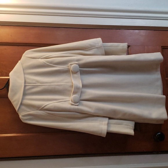 Papaya | Off-white Vintage-Inspired Peacoat - Picture 4 of 7